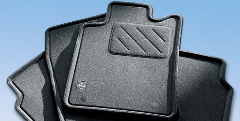 Juego (4 udes) Alfombrillas económicas ORIGINAL OPEL SIGNUM 93179544