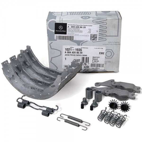Juego de zapatas de Frenos trasero ORIGINAL MERCEDES-BENZ C-Class, E-Class A0044208620