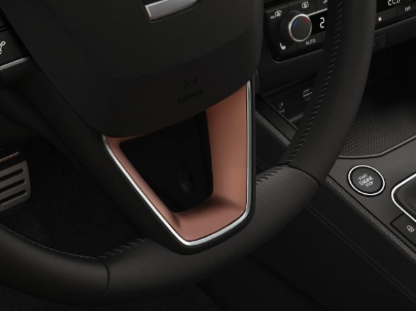 Accesorio decorativo Volante Mystic Magenta ORIGINAL SEAT IBIZA V 6F0072390S4Y