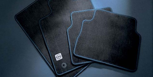 Juego (4 udes) Alfombrillas de velour ORIGINAL OPEL ASTRA TWINTOP 13173788