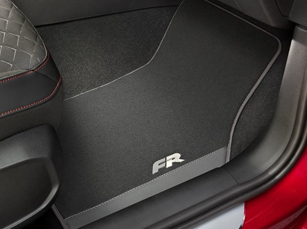 Juego (4 udes) Alfombrillas textil FR ORIGINAL SEAT Leon 5FB863011BLOE