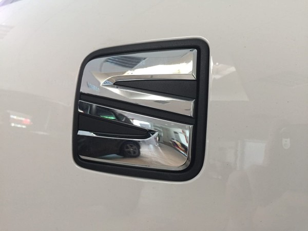 Emblema del tirador "apertura maletero trasero" ORIGINAL SEAT Leon III (5F) 5F0827565DRYP