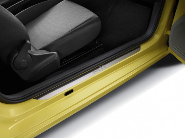 Juego 2 Estriberas acero inoxidable ORIGINAL SEAT Mii electric 1SL071691D