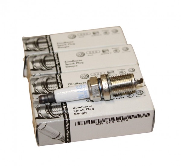 Juego 4 Bujías encendido ORIGINAL VW Beetle CC Golf 5 V 6 VI Passat B6 Tiguan 06H905621A