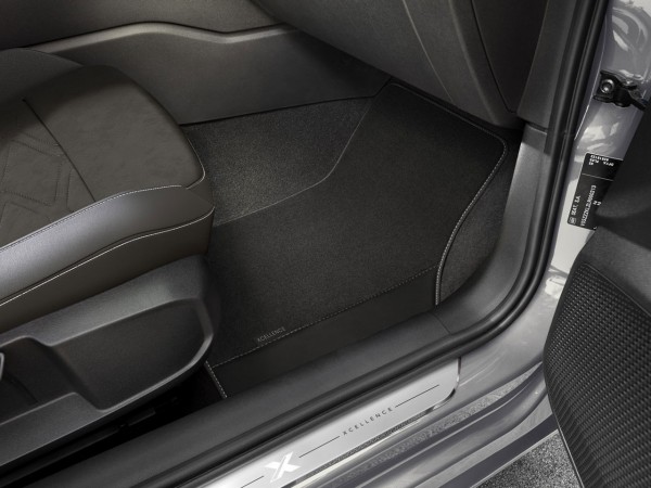 Juego (4 udes) Alfombrillas Textil 'XCELLENCE GI' acabado negro ORIGINAL SEAT Leon IV (KL) 5FB863011