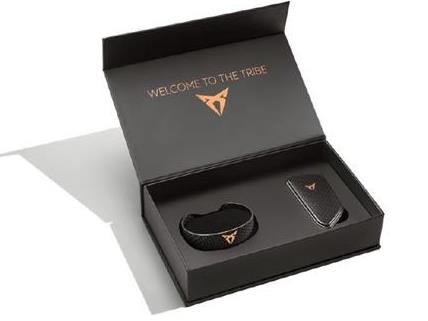 Kit CUPRA Pulsera de banda cobre y carbono & Cubrellaves ORIGINAL CUPRA , 5FF087013