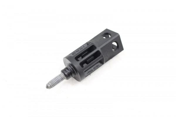 Tornillo fijación Luz de Cola ORIGINAL SEAT AUDI 8E0945246A